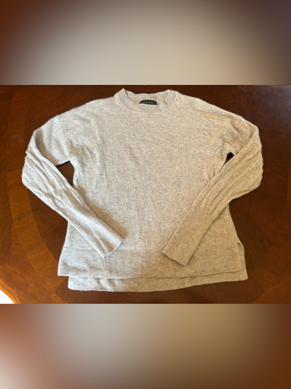 Tahari 2-Ply 100% Cashmere Heathered Gray Crewneck Sweater Size Large